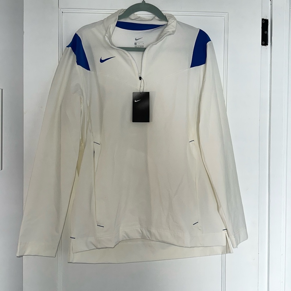 Nike Pullover